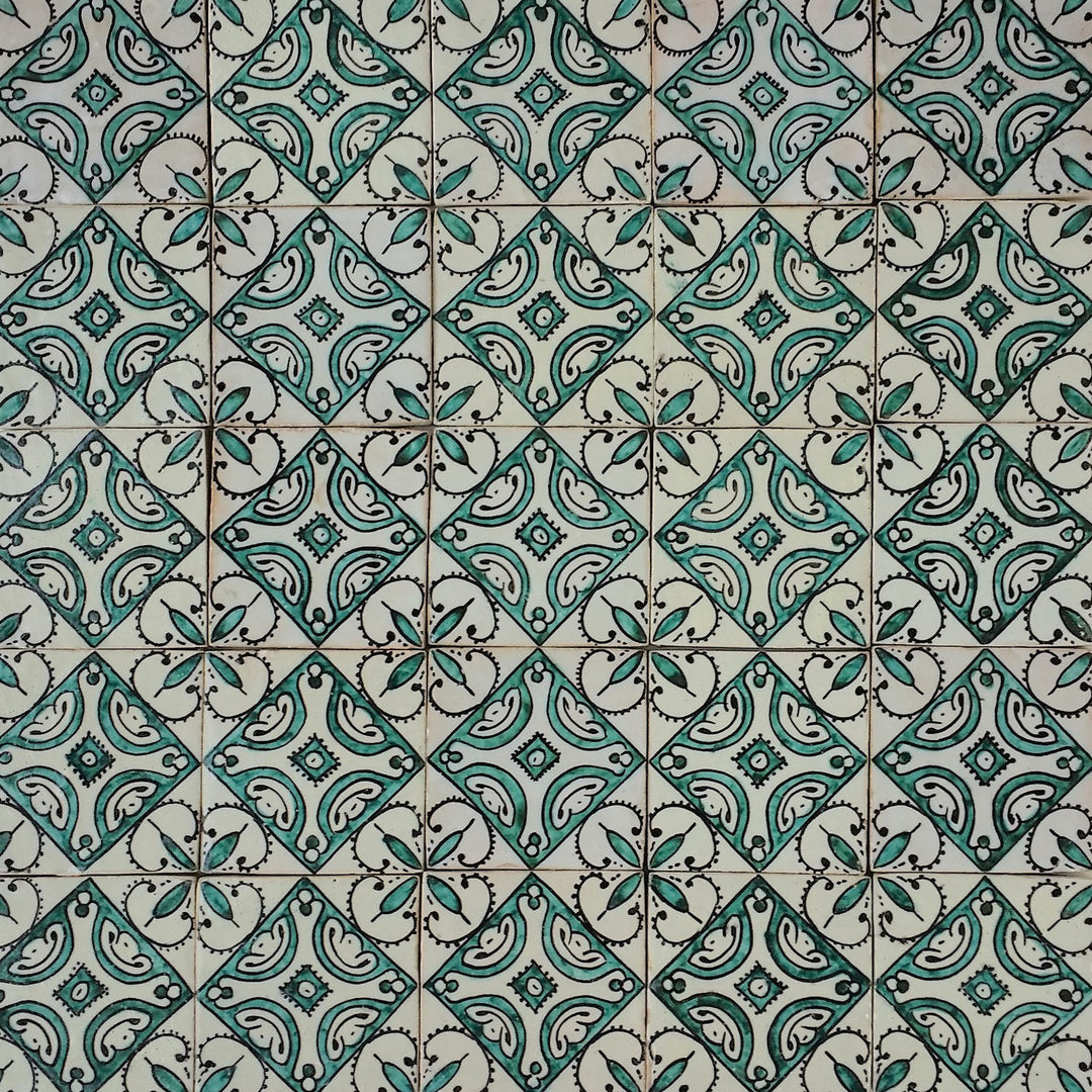 Handbemalte Fliese Ebru Grün
