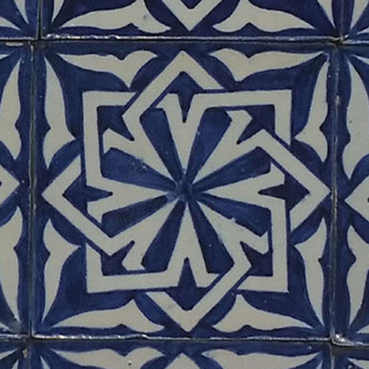 Handbemalte Fliese Hala