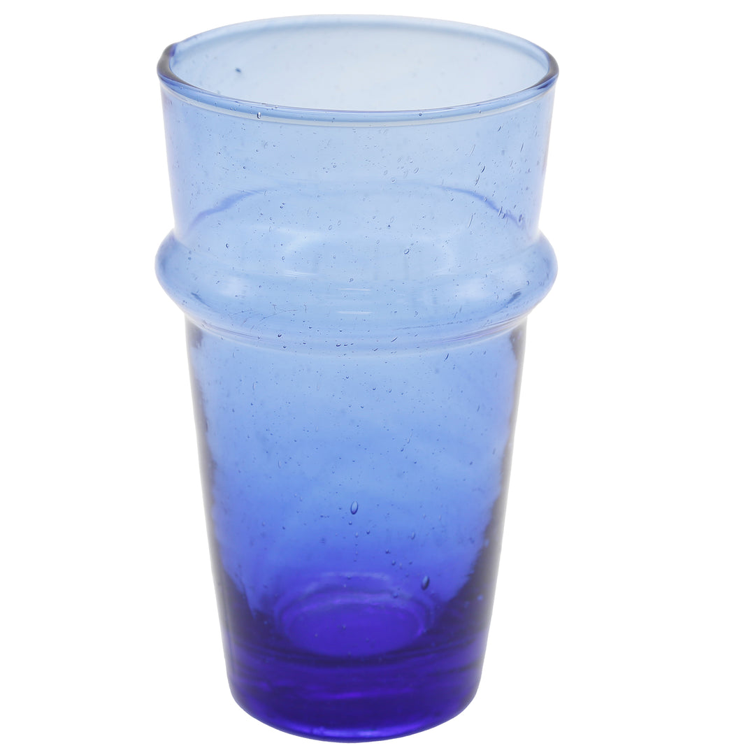 Mondgeblazen glas voor ijskoffie – levendig oppervlak en sterk blauw