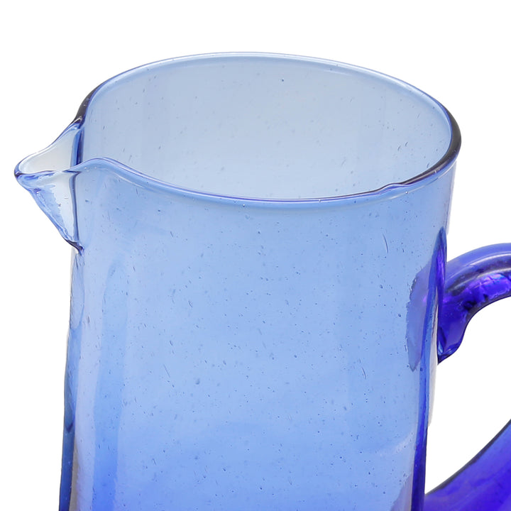 Carafe with 1 liter volume – in bright blue and with spout