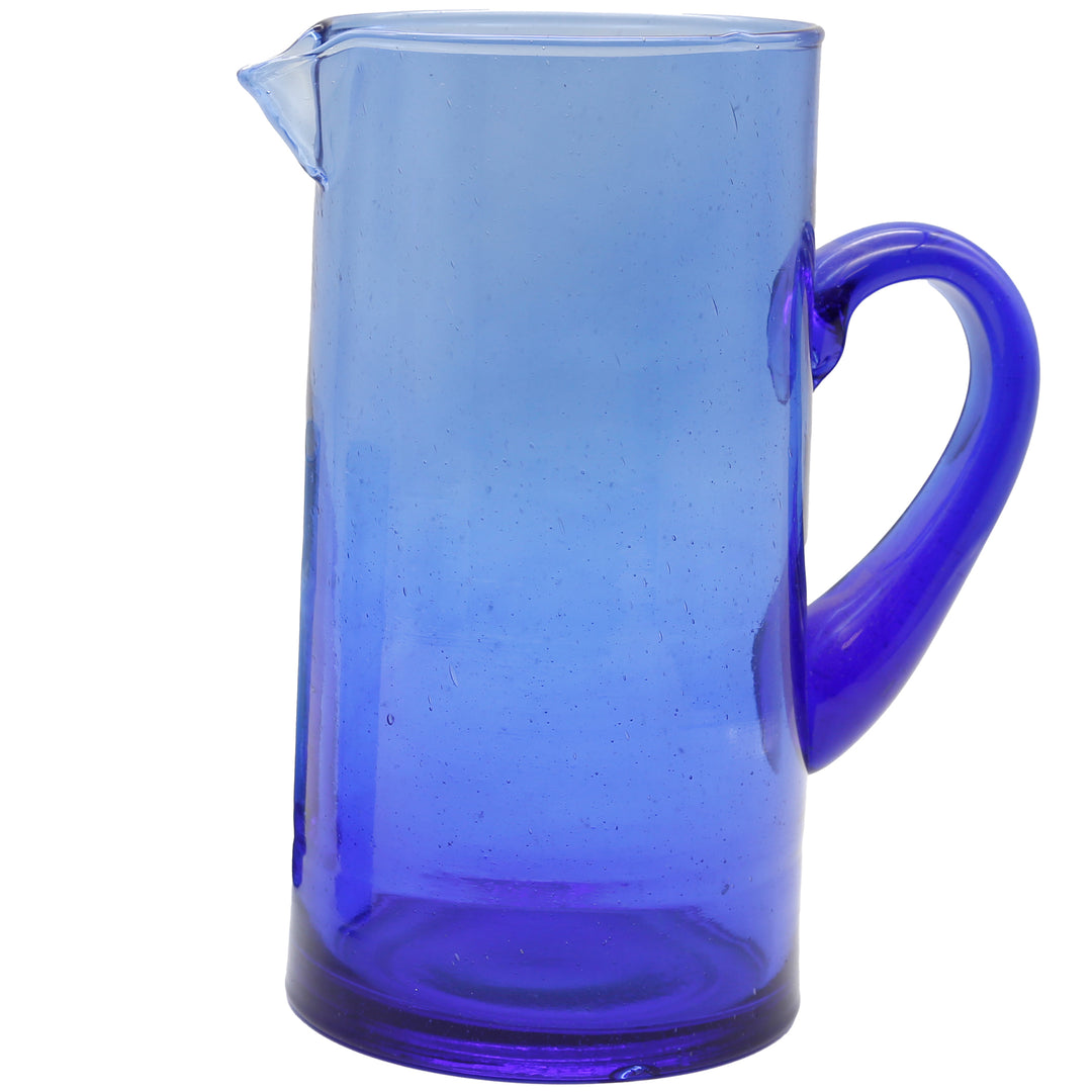 Blue glass water carafe – stylish table presentation for drinks